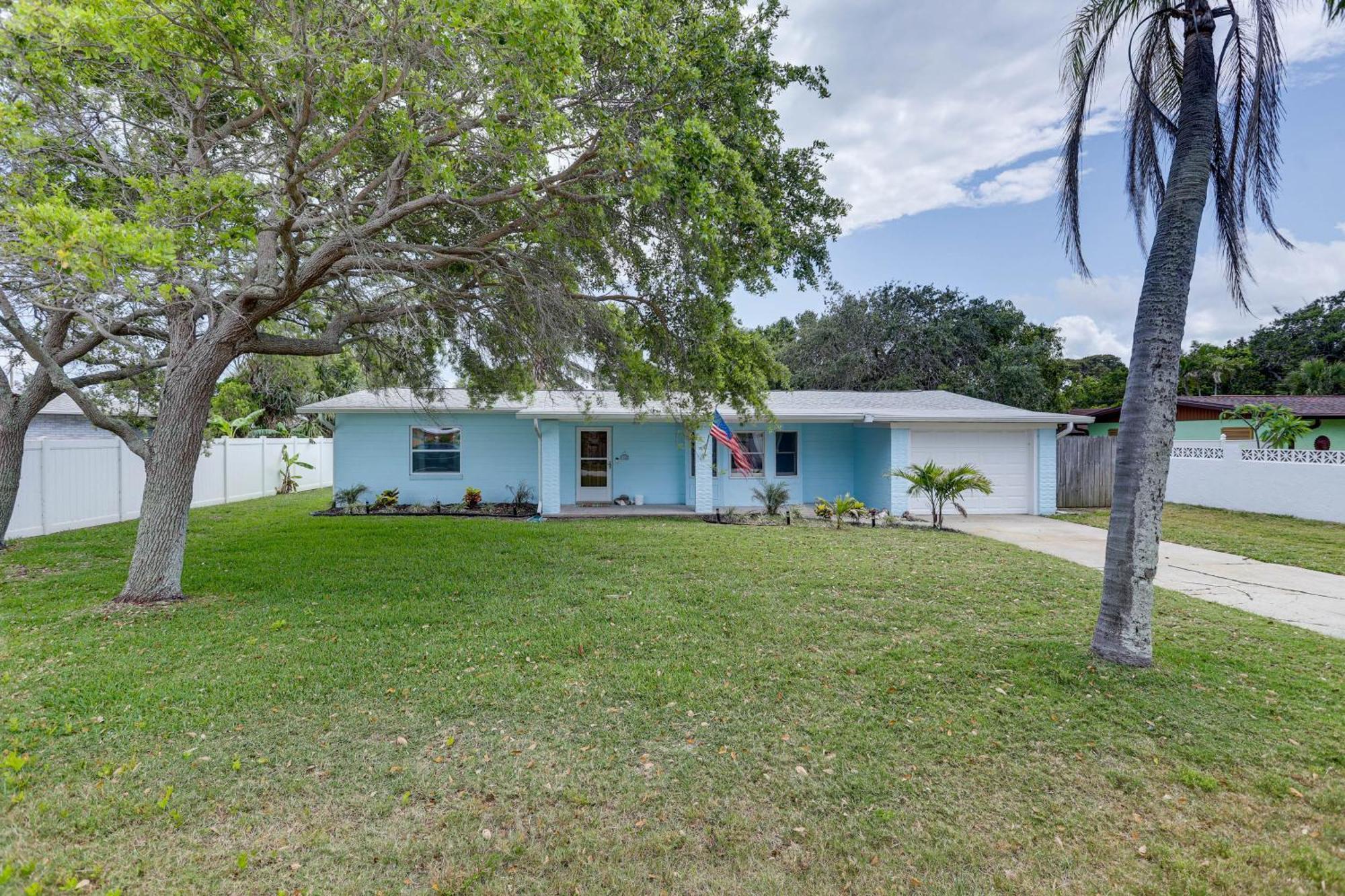 Pet-Friendly Cocoa Beach Home Walk To Beach! Esterno foto